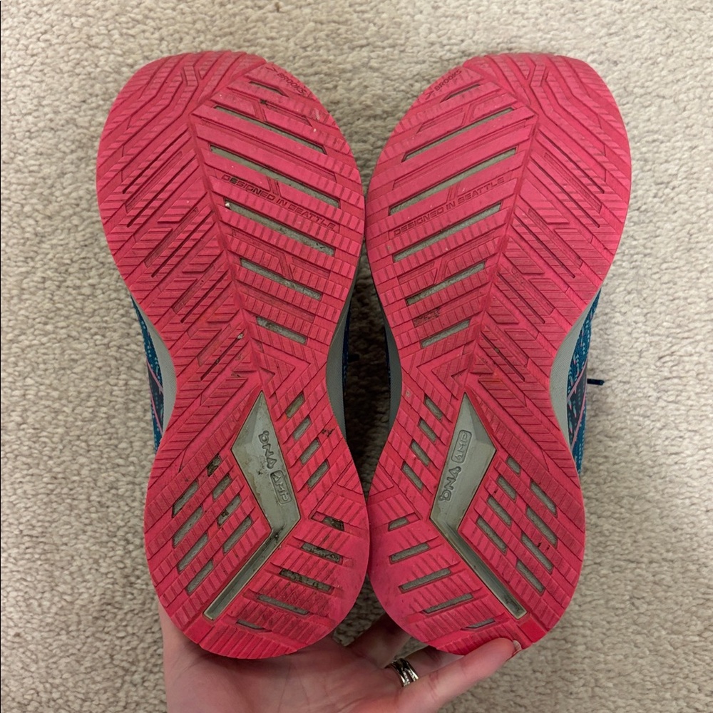 Brooks Levitate 5 Sneakers - Picture 7 of 8